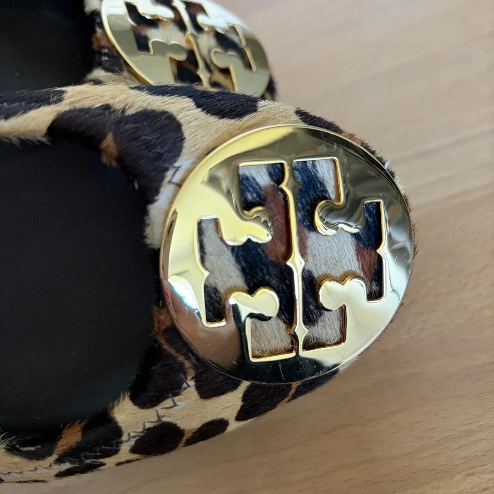 Tory Burch Reva Leopard Print Calf Hair Ballet Flats Gold Logo Brown Tan 8.5
